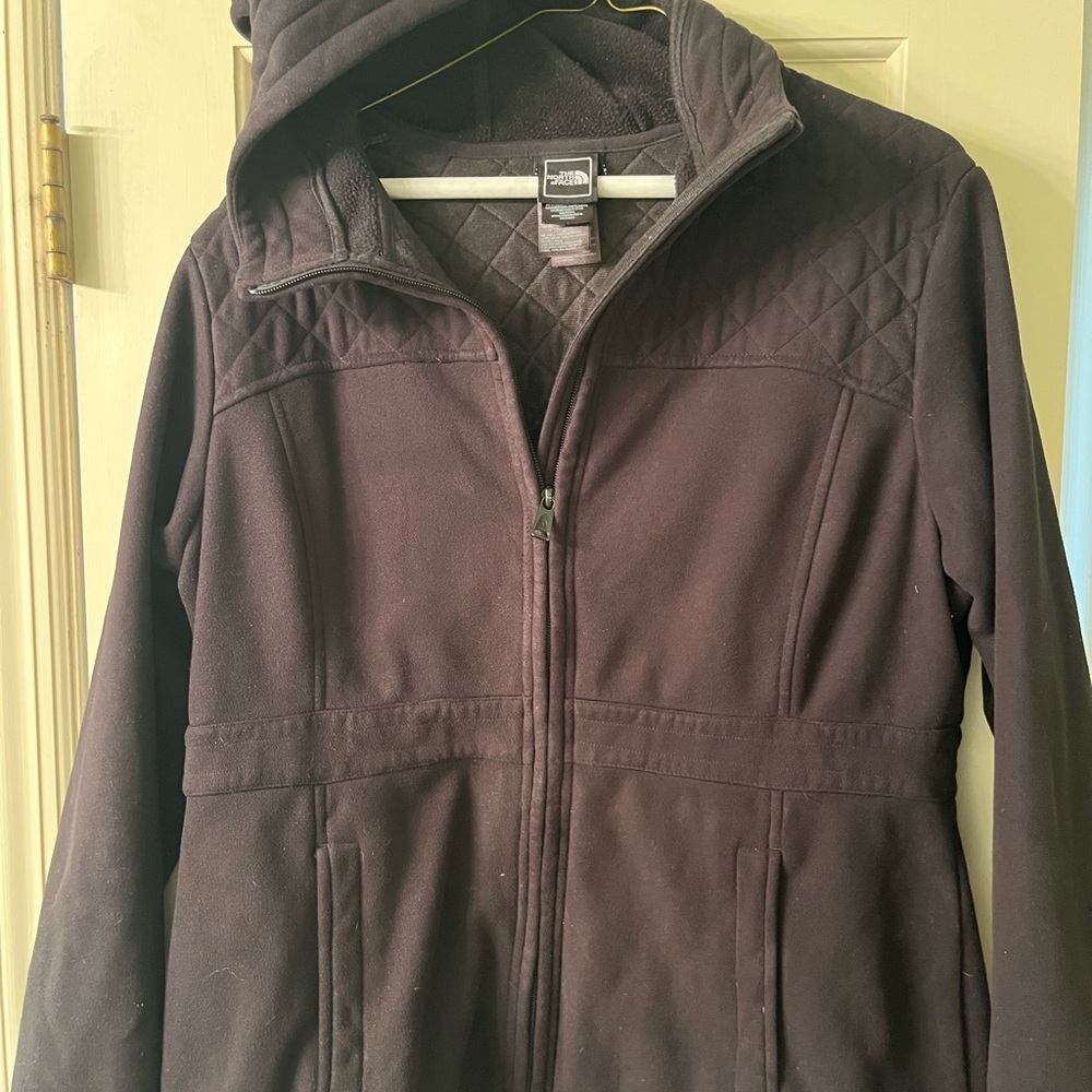 The North Face Black Ski & Snow Jacket with Fitted Silhouette
